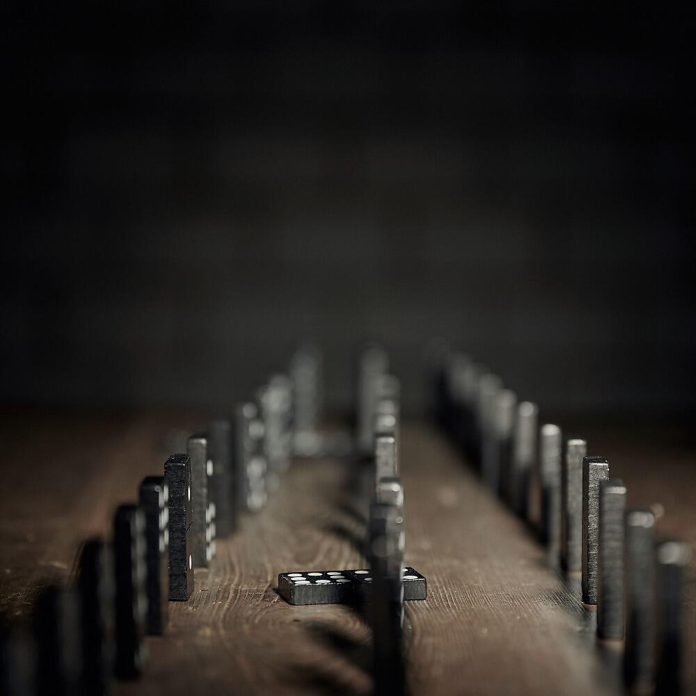 Релиз Dunkel deiner Hoffnung / Der Tod rafft