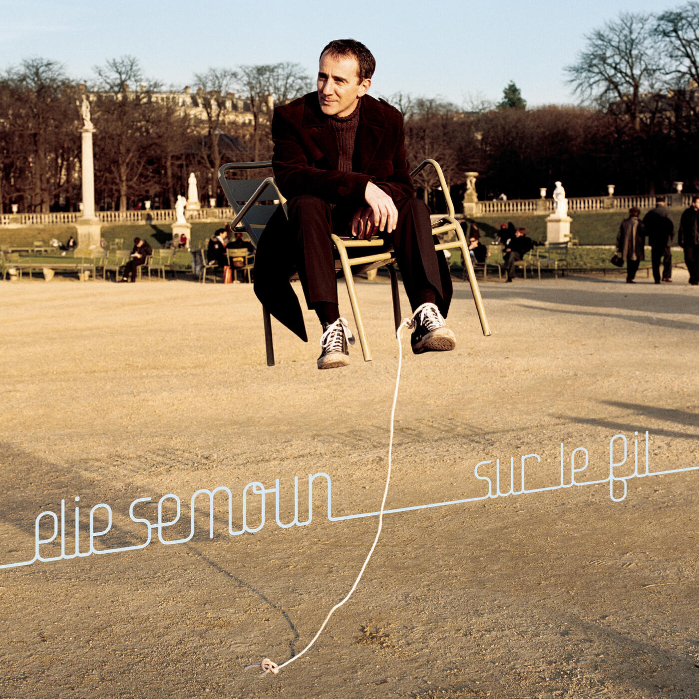 Релиз Sur le fil