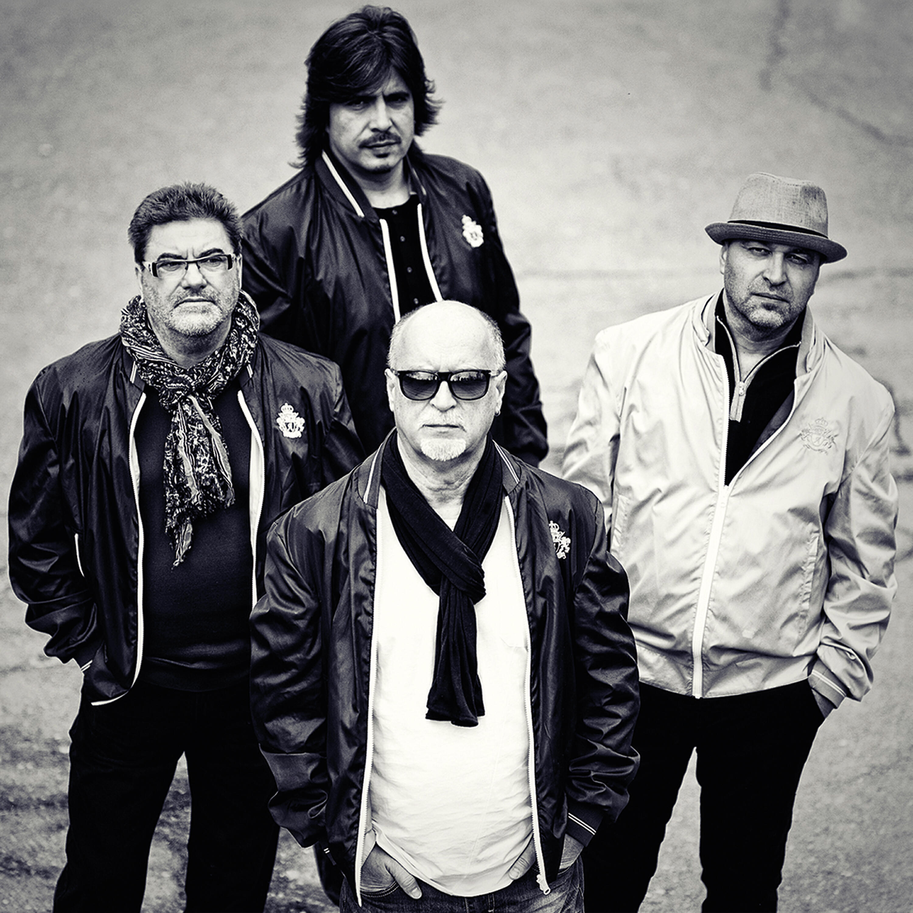 Релиз 100 Zlatni pesni 3