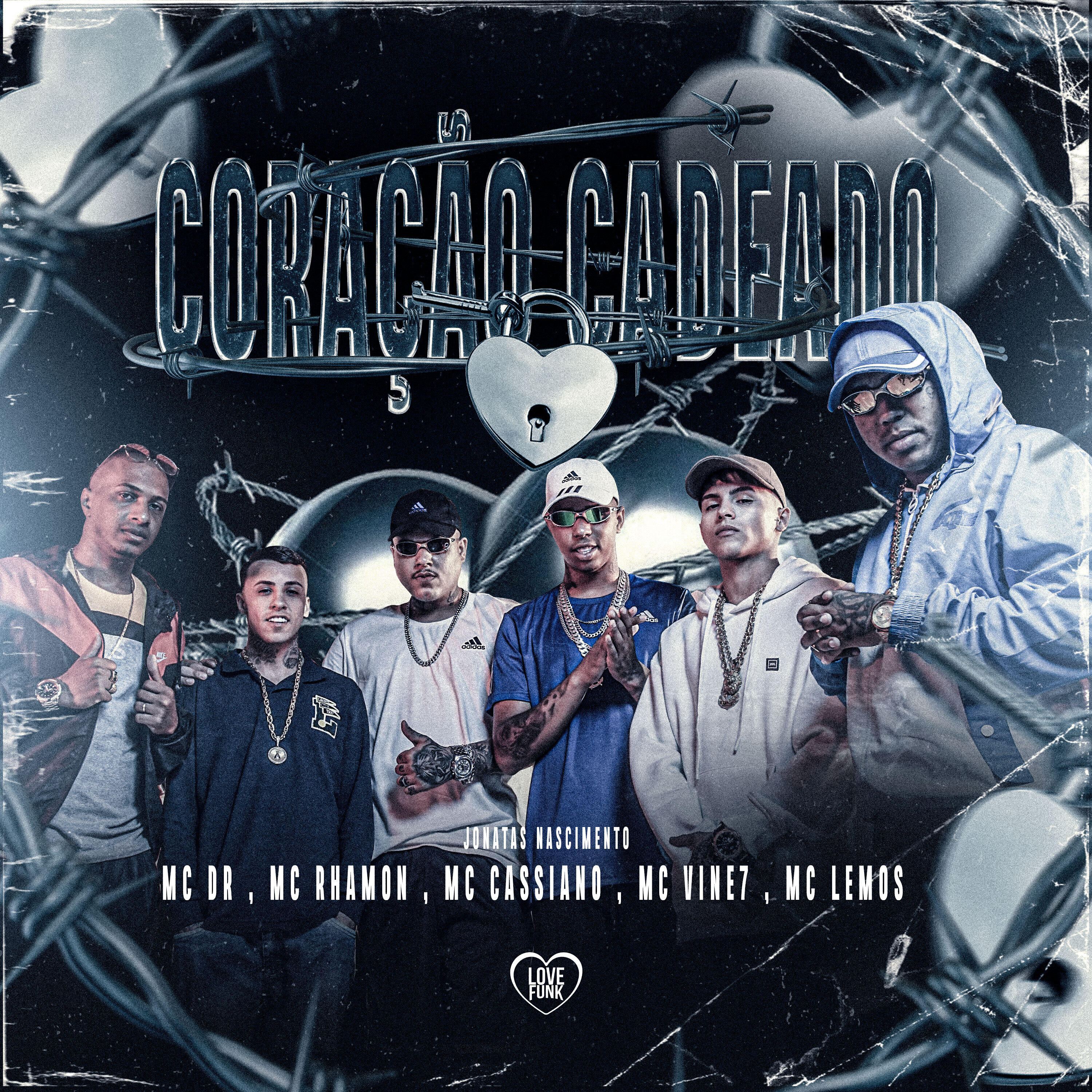 Скачать песню Mc DR, MC Lemos, MC Vine7, MC Rhamon, Mc Cassiano, Jonatas Nascimento - Coração Cadeado бесплатно в MP3 для Android и iOS