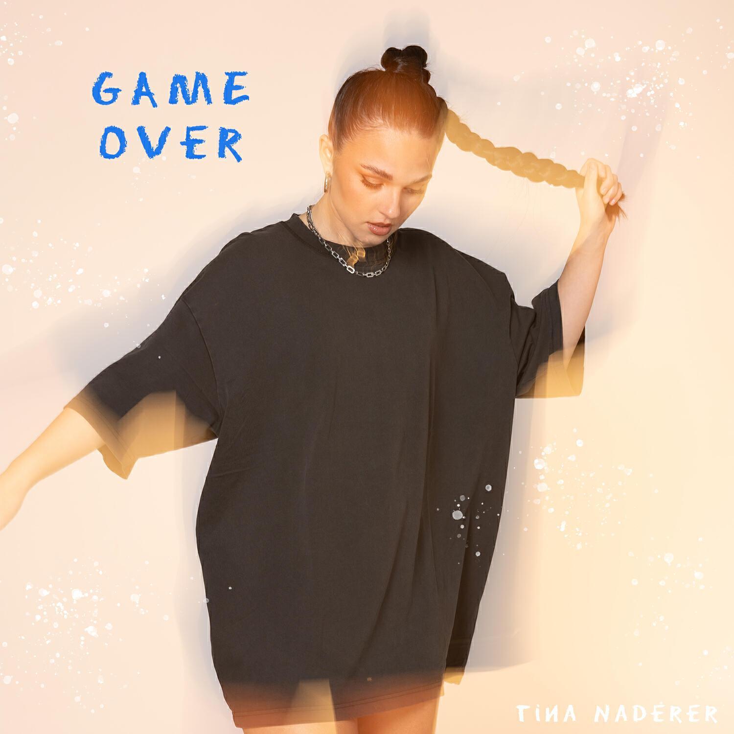Tina Naderer