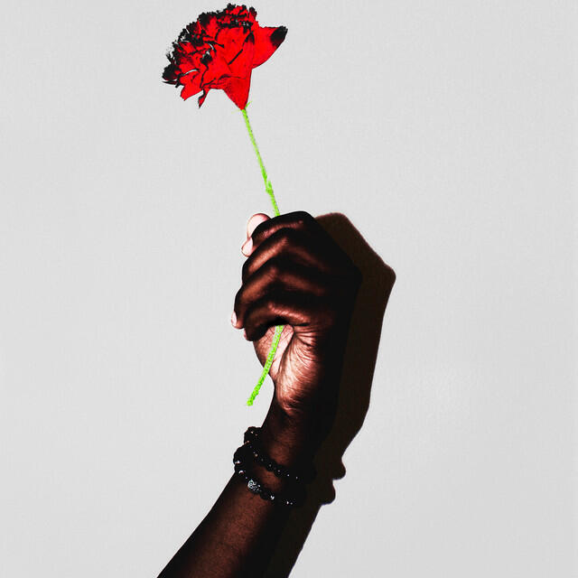 Релиз Pick up the Phone