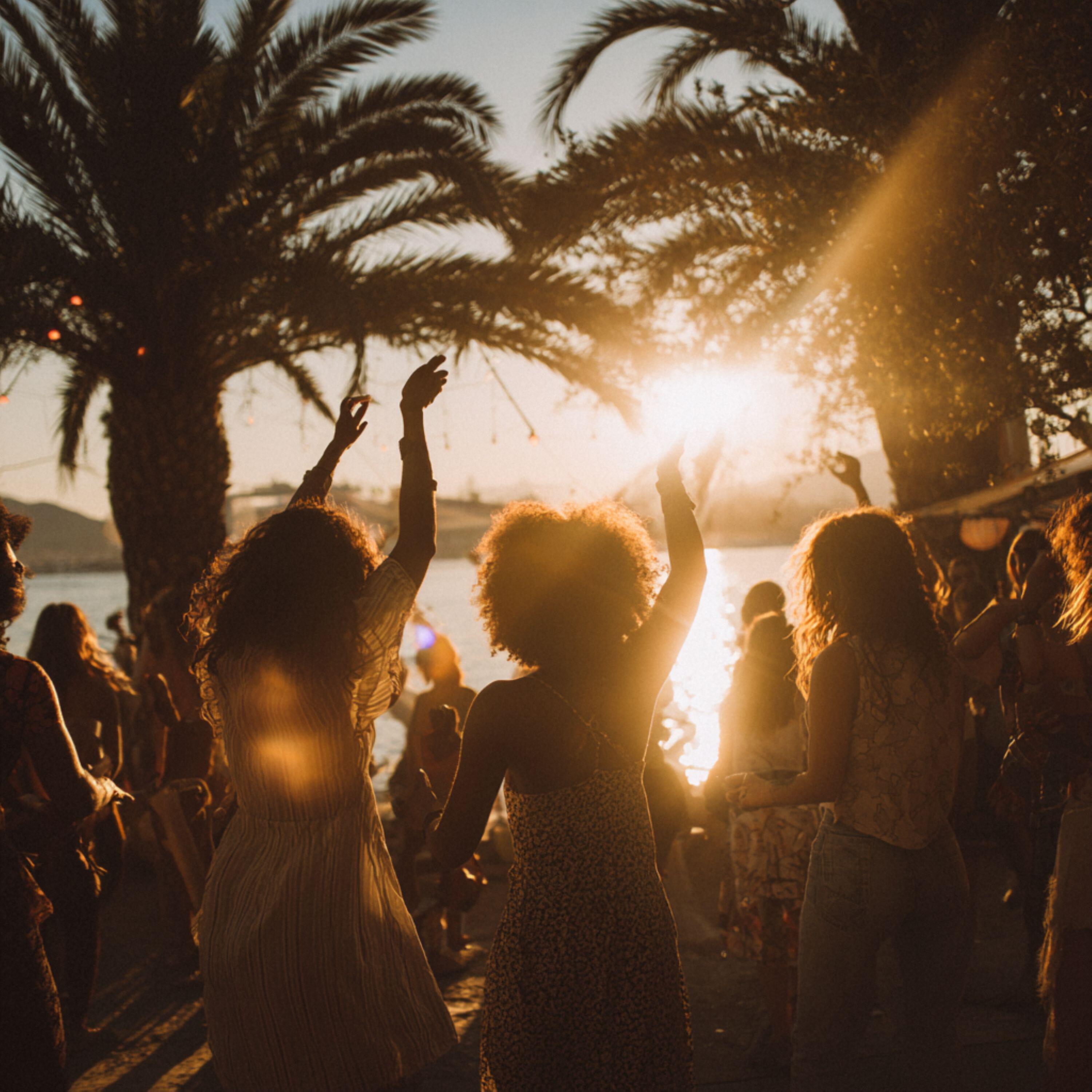 Релиз Weekend 4Ever