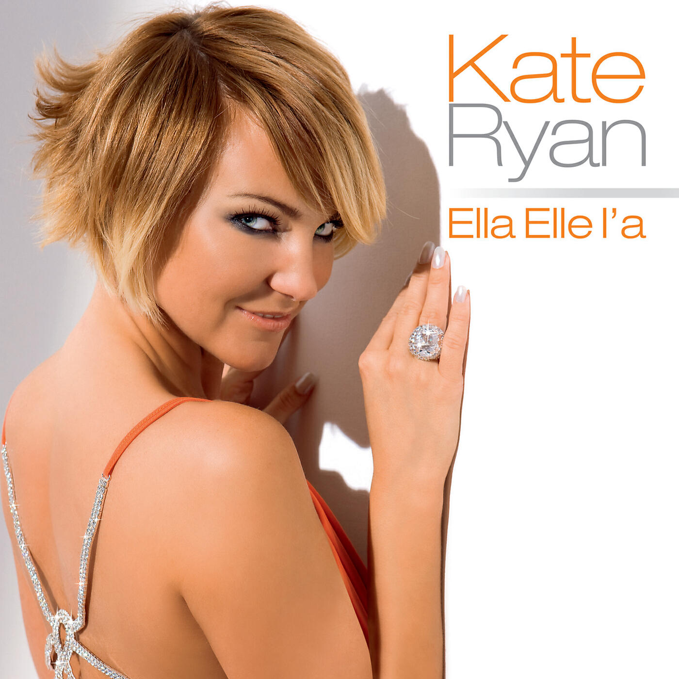 Релиз Ella Elle L'a