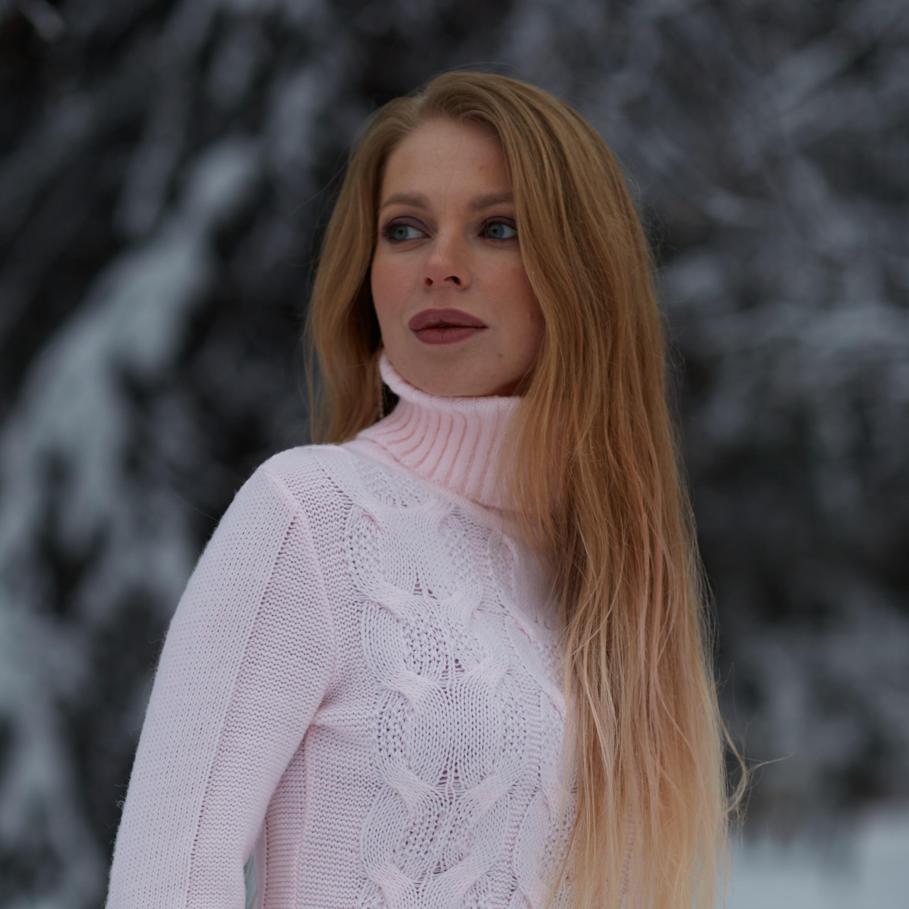 Релиз Свитер