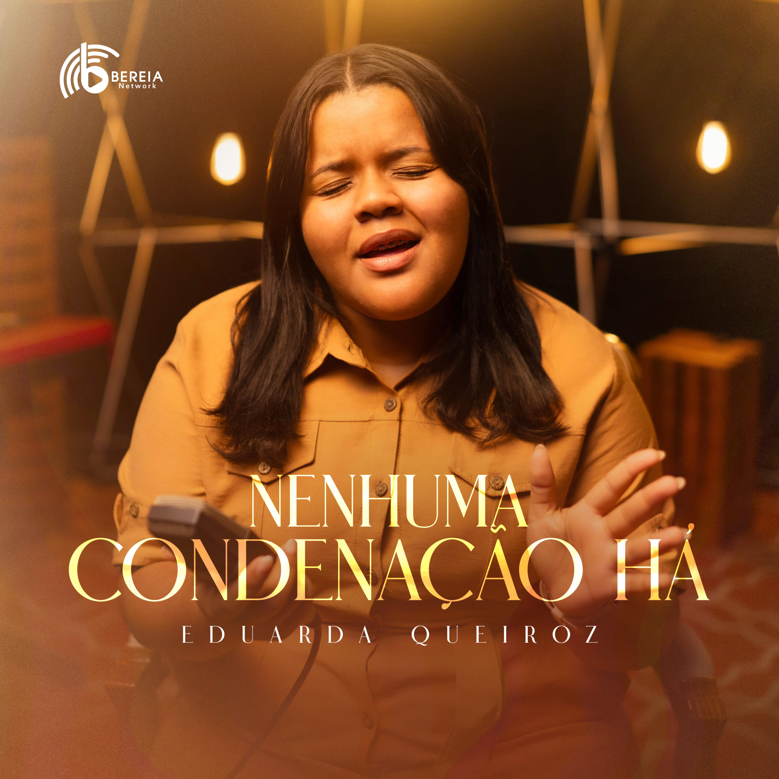 Релиз Nenhuma Condenação Há (Voz e Piano)