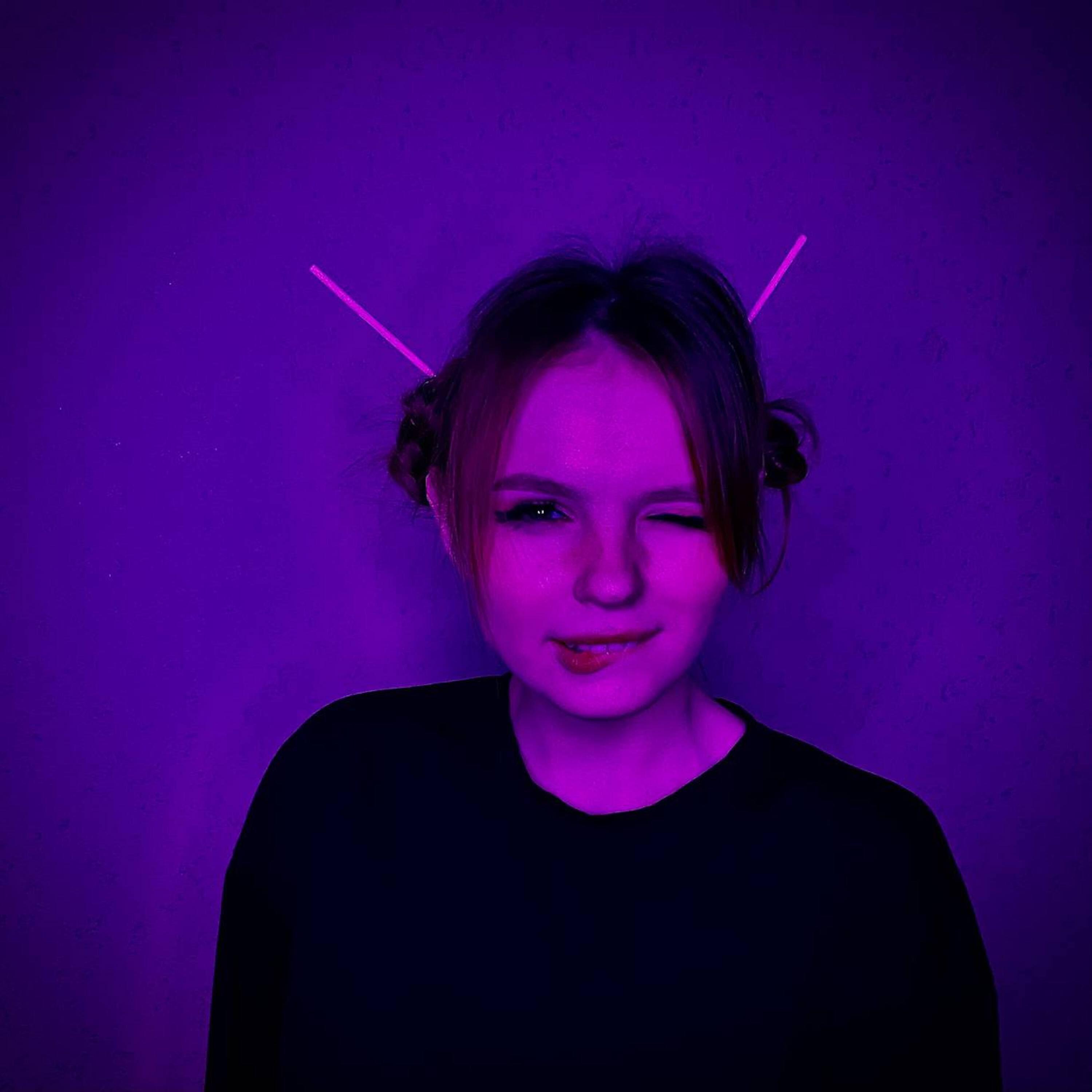 Релиз Она