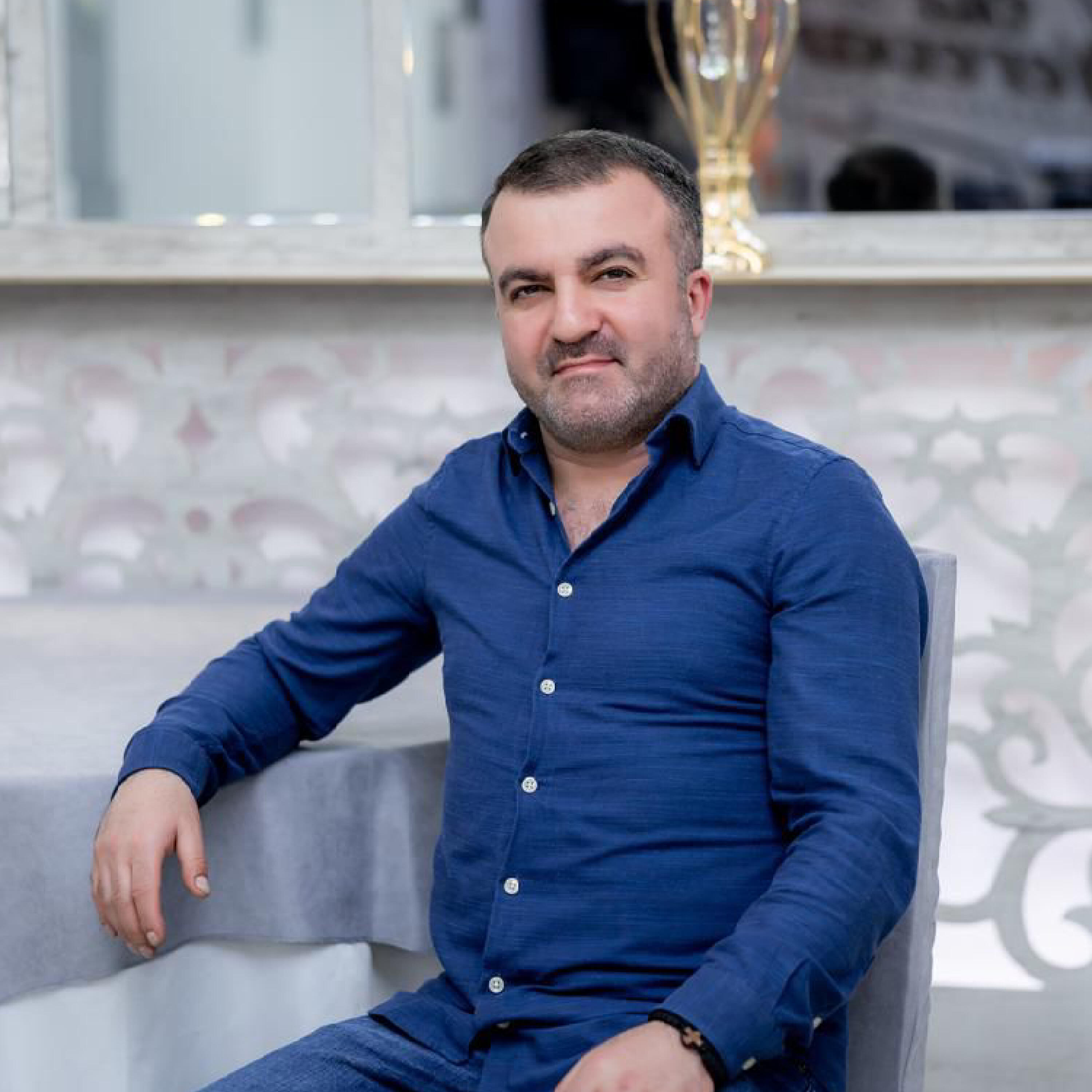 Релиз Meghavor Achqerov Es Indz Nayum