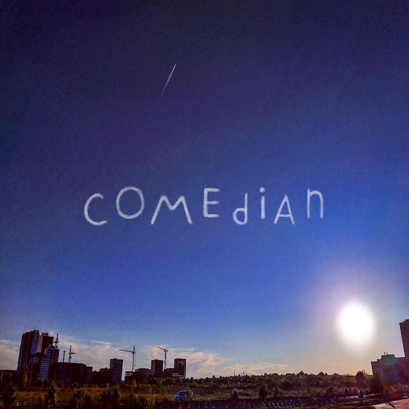 Релиз Comedian