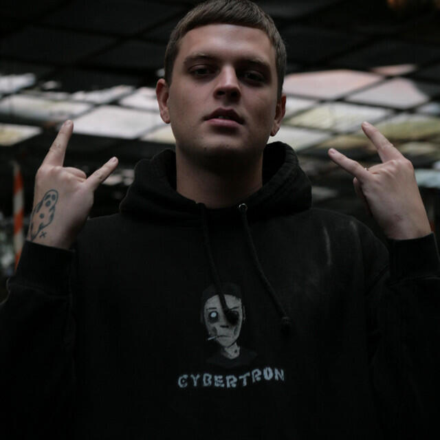 Релиз Drop It