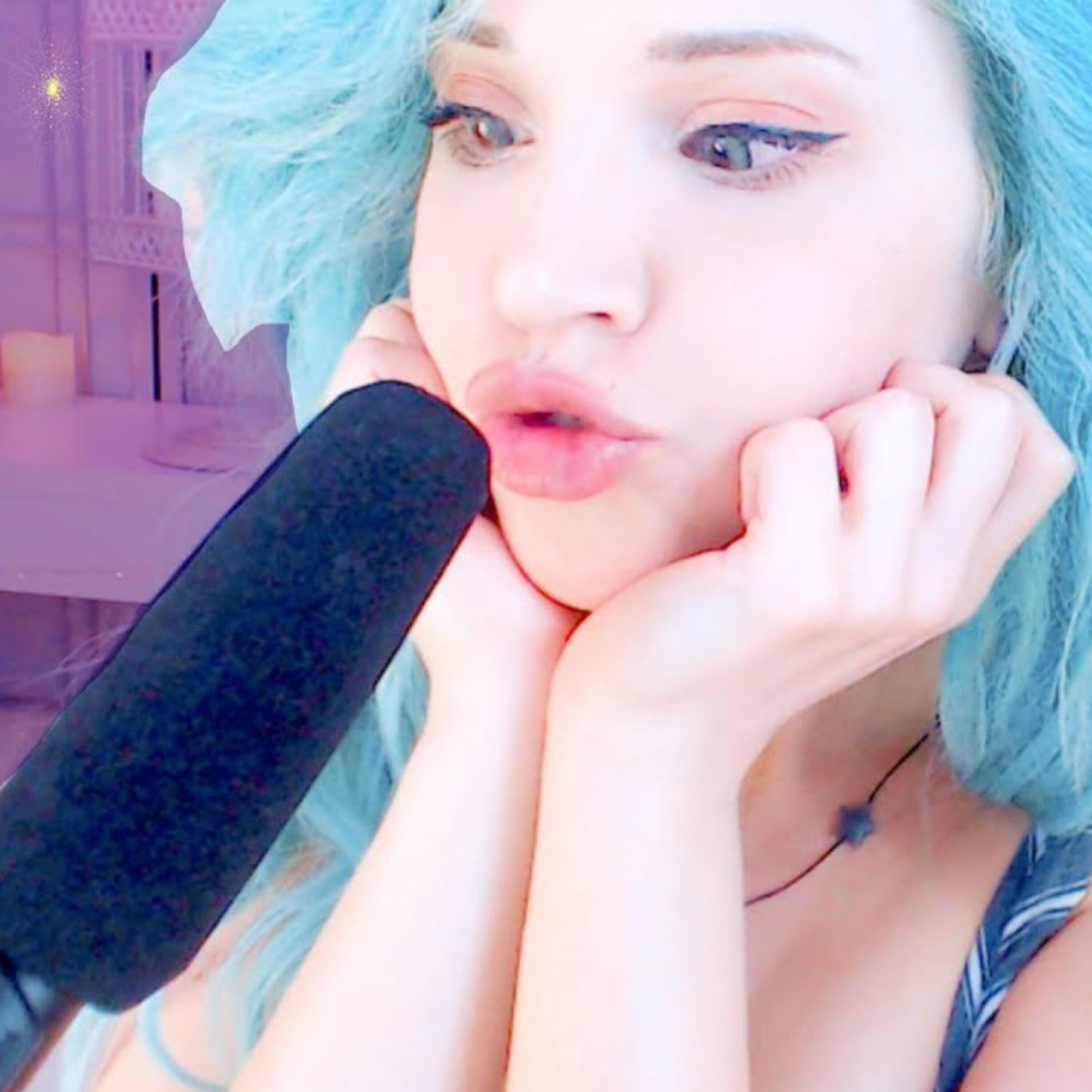 Релиз Extremely Sensitive Mouth Sounds