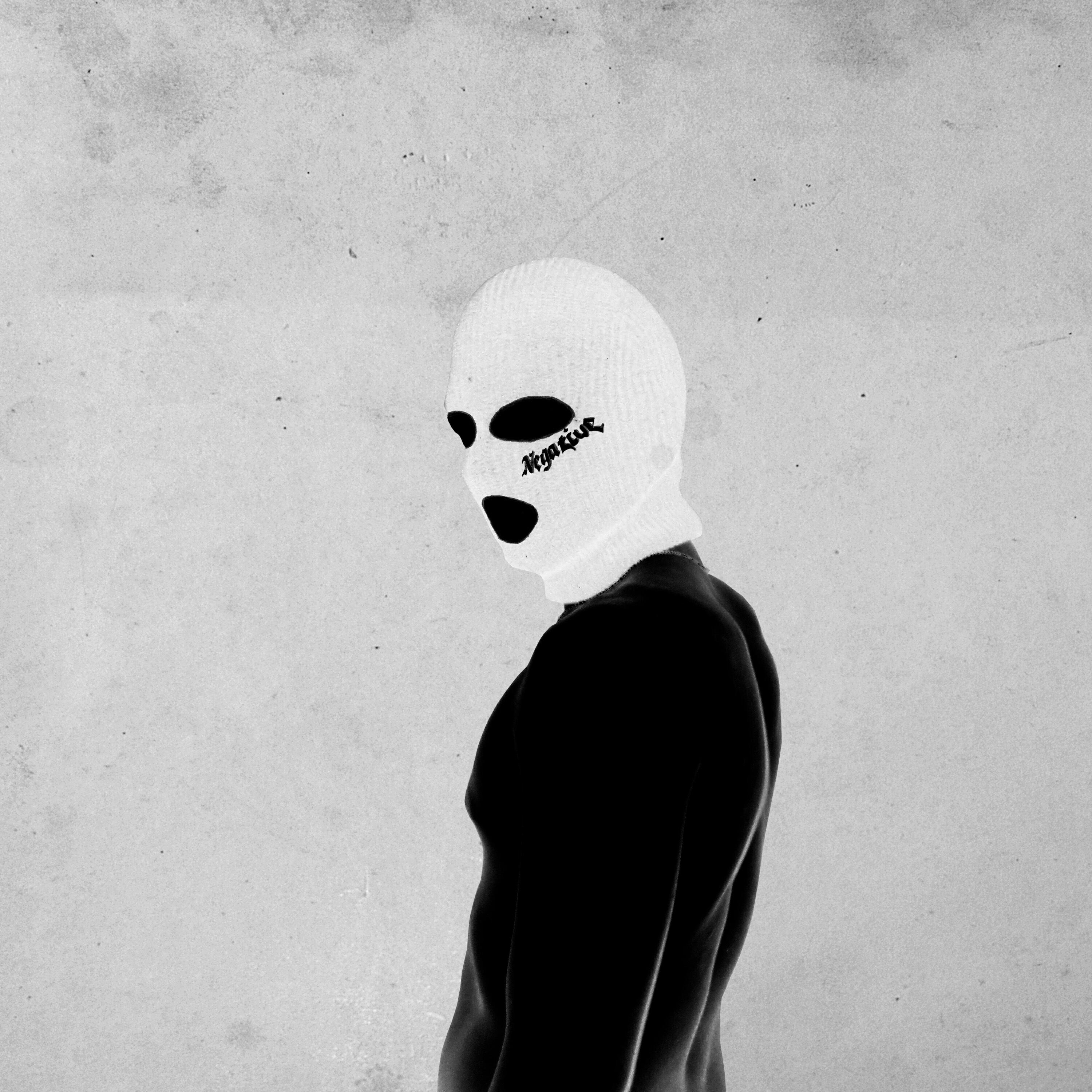 Релиз Negative