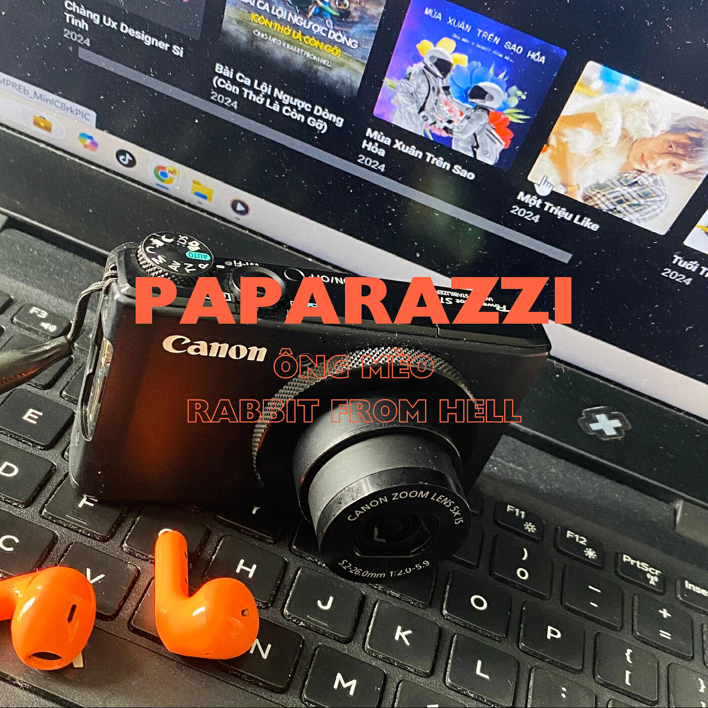 Релиз Paparazzi