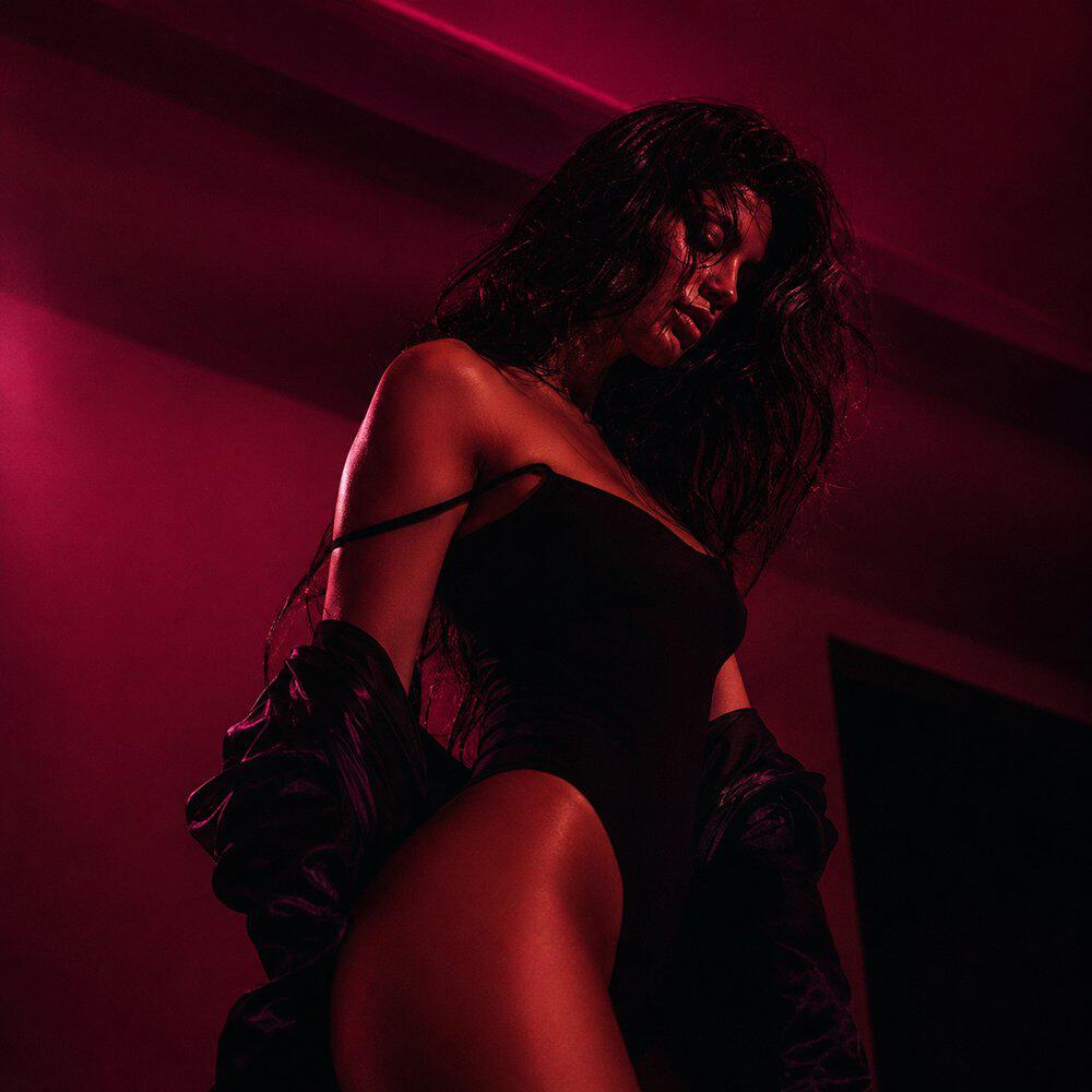 Релиз Undress