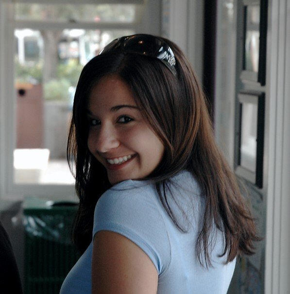 Lena Leon