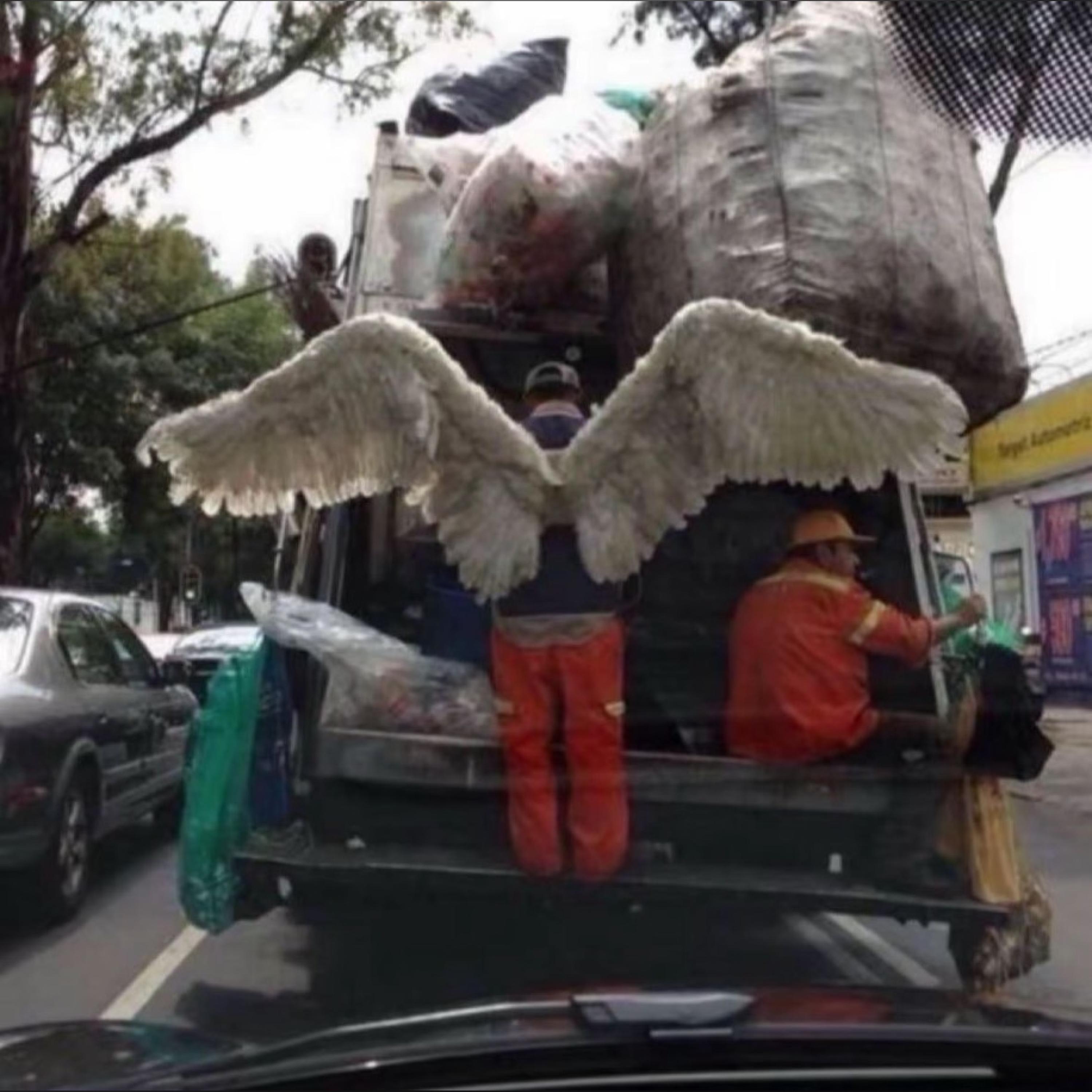 Релиз Let Me Fly