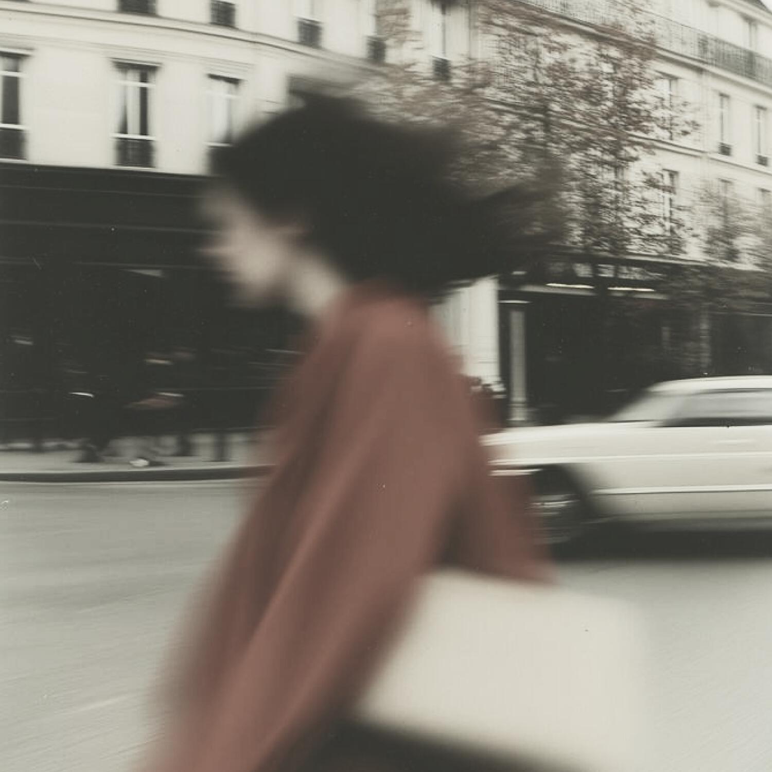 Релиз casual stroll around