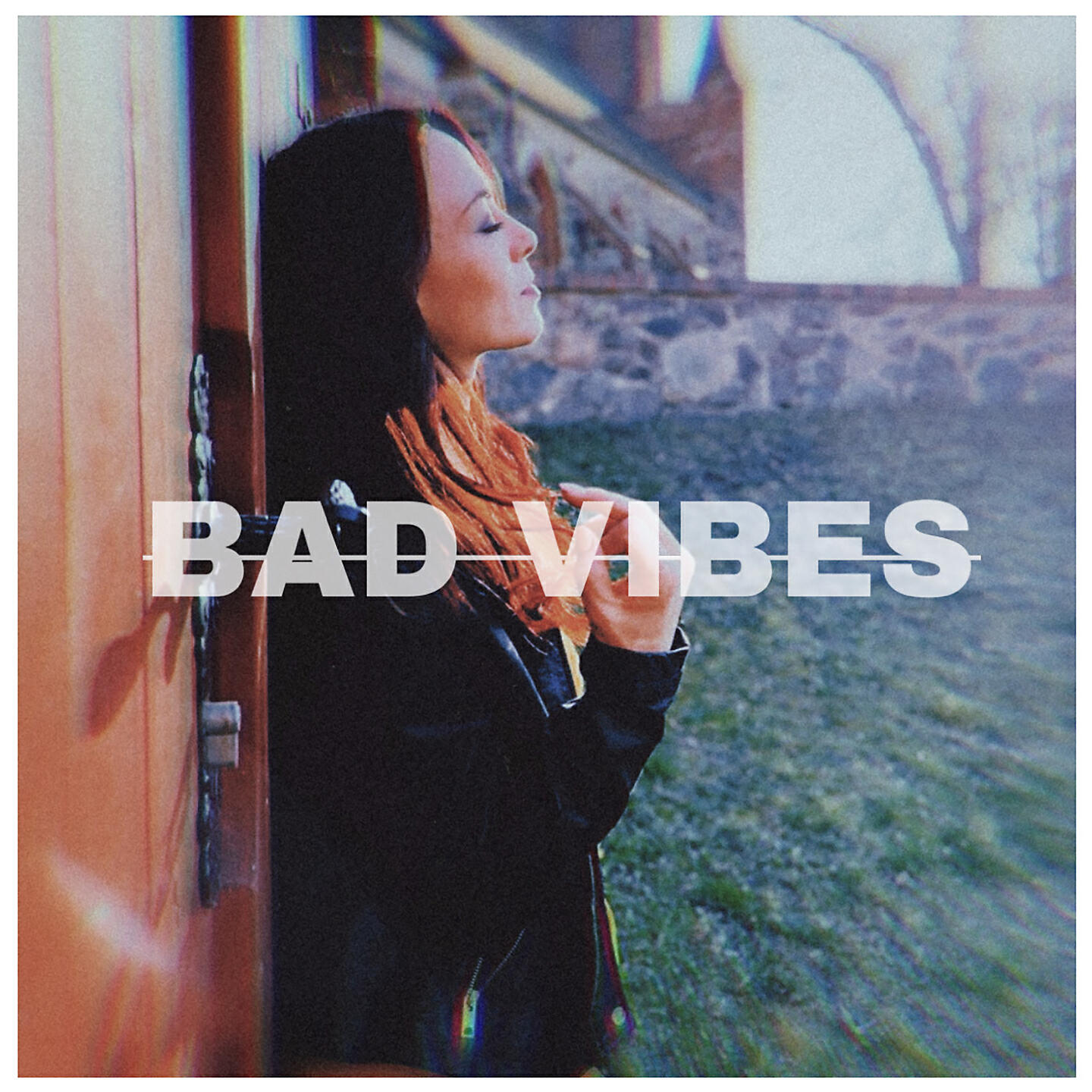 Трек Bad Vibes