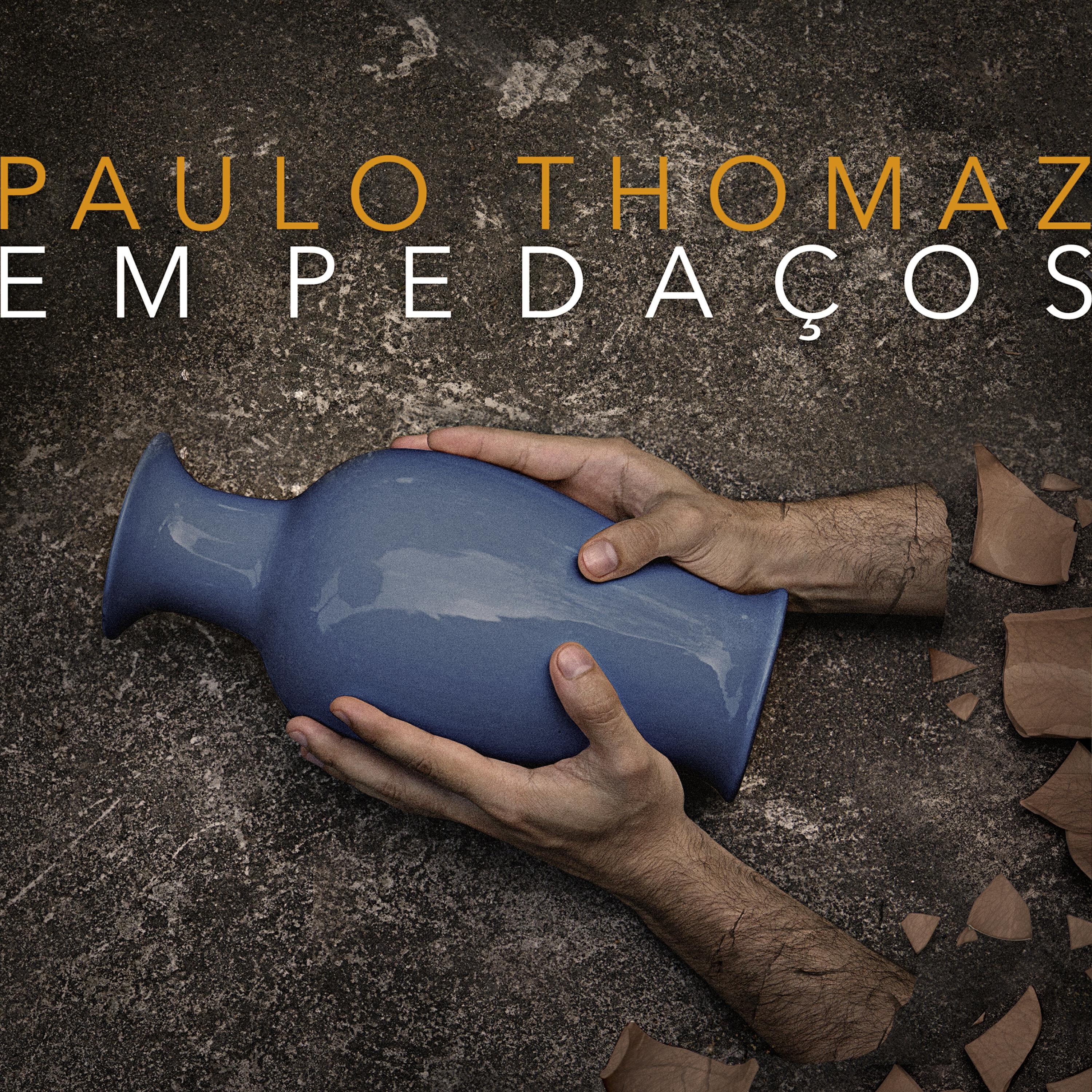 Релиз Em Pedaços