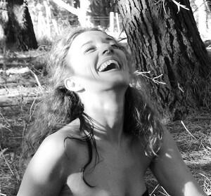 Celsa Mel Gowland все песни в mp3