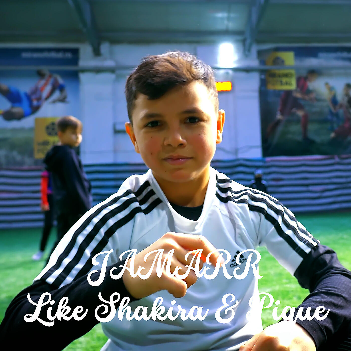 Релиз Like Shakira & Pique