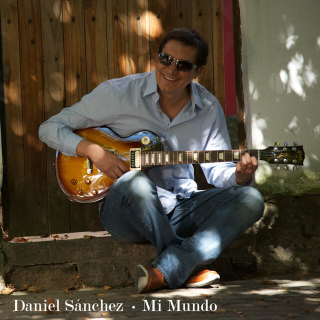 Релиз Mi Mundo