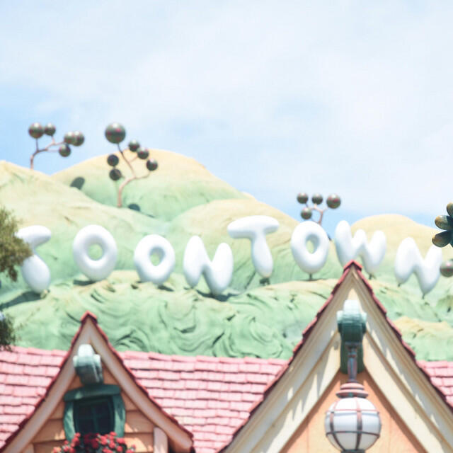 Релиз Toon Town