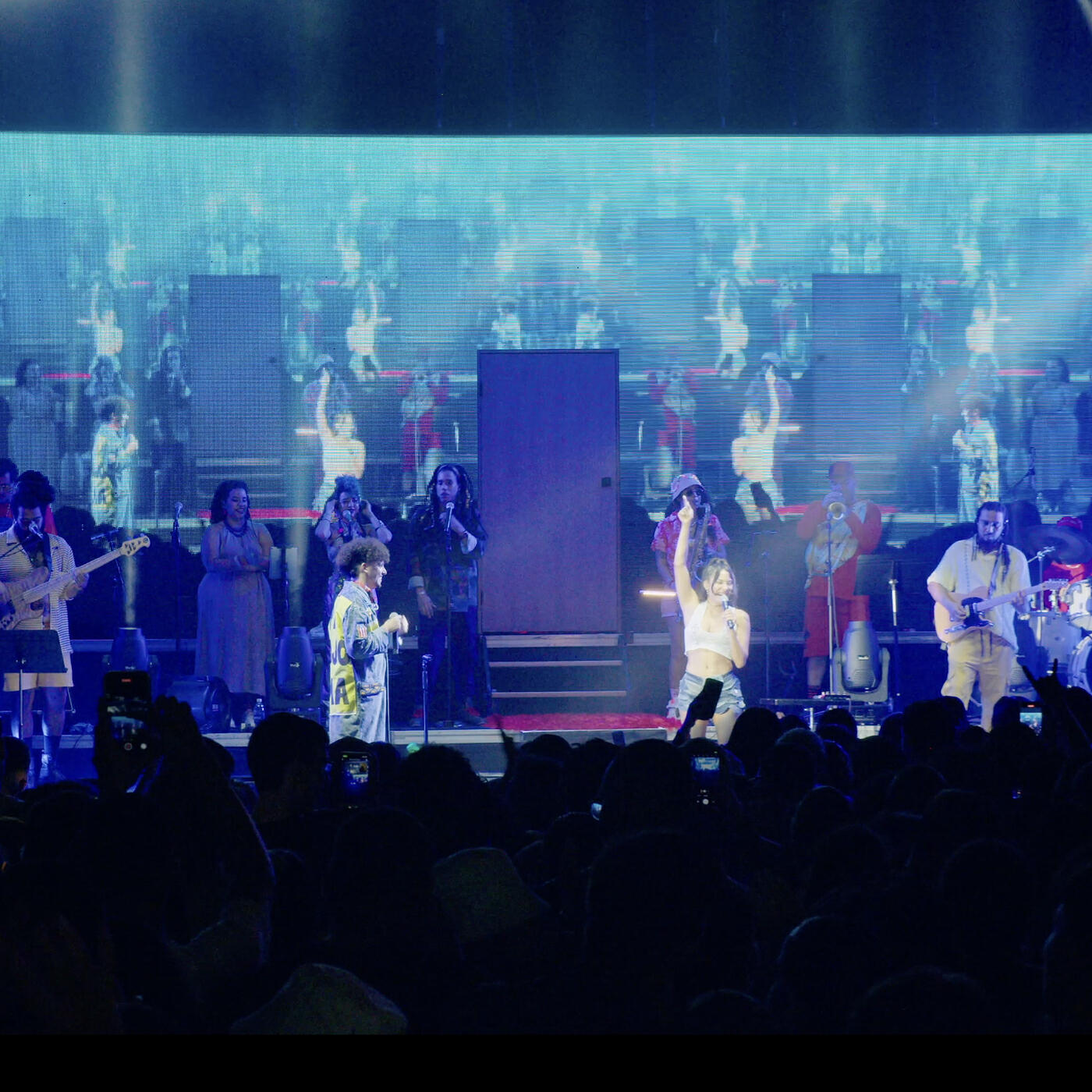 Релиз Live This One (En Vivo)