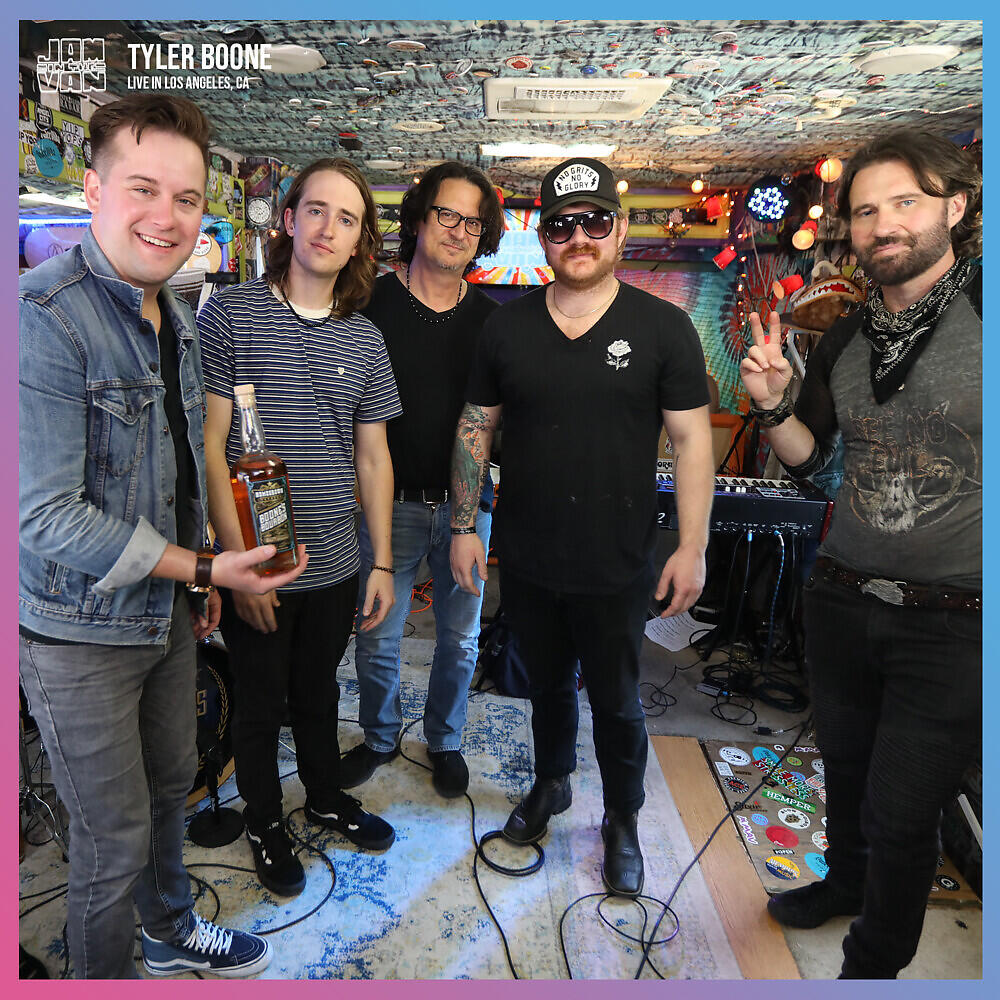 Релиз Jam in the Van - Tyler Boone