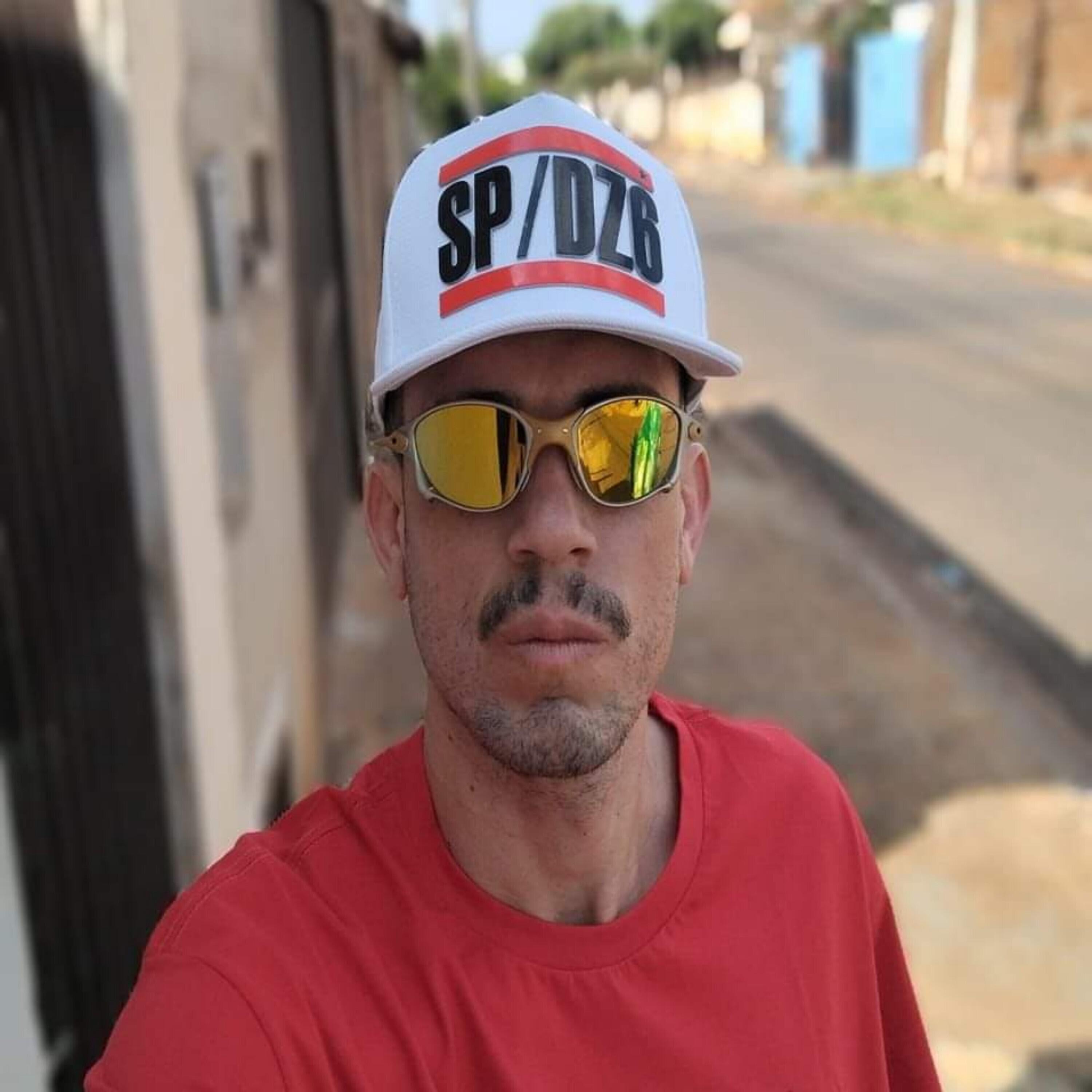 Релиз Um Brinde pra Noiz