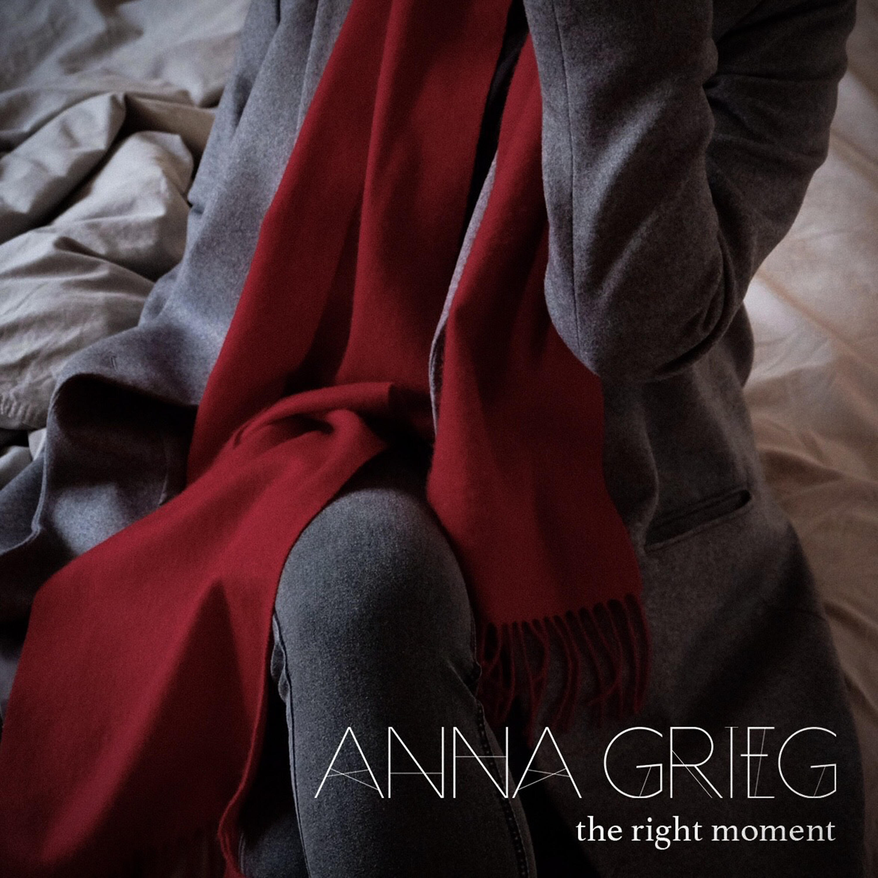 Релиз The Right Moment