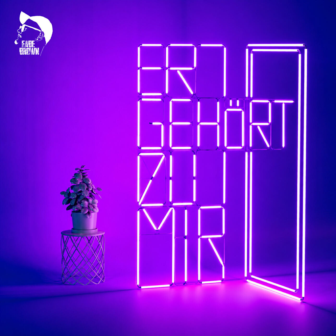 Релиз Er Gehört Zu Mir