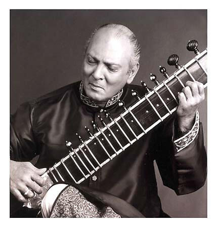 Rais Khan