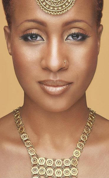 Alison Hinds