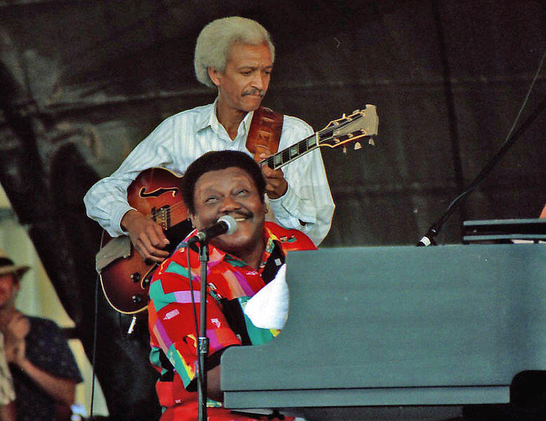 Domino Fats