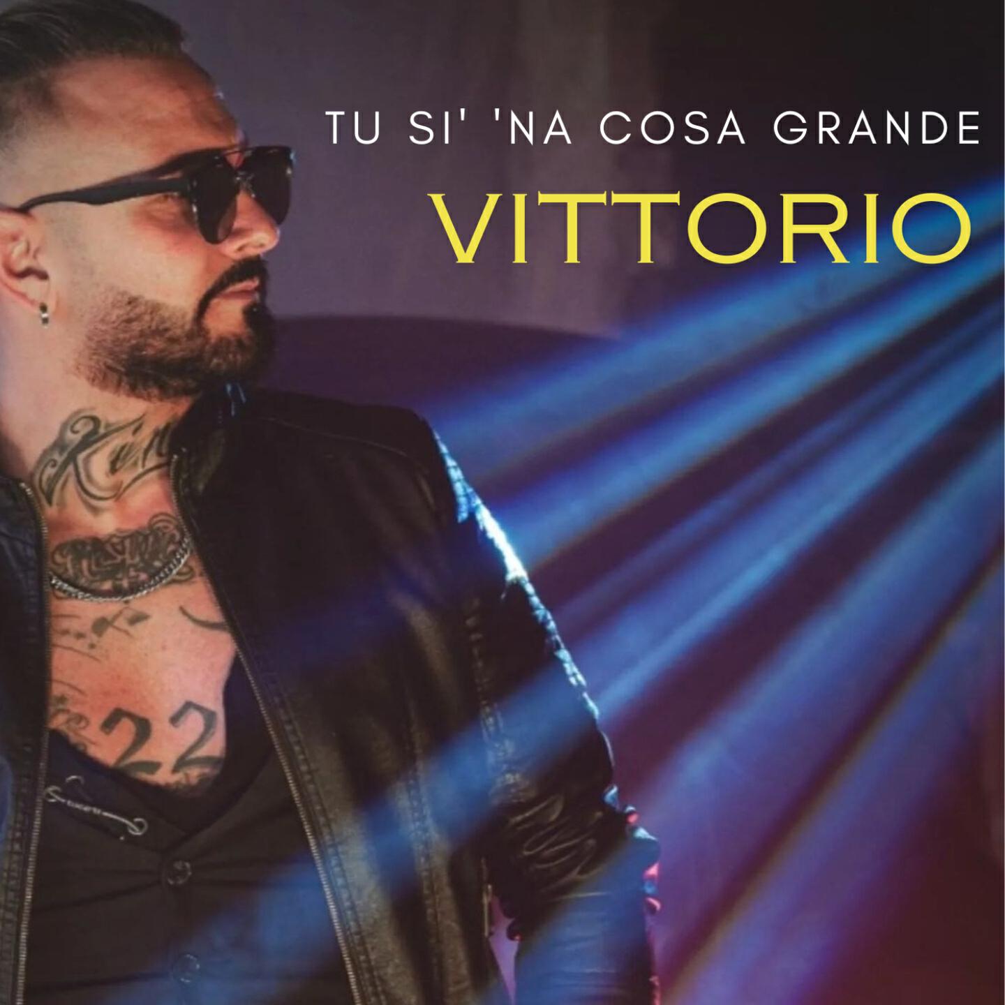 Релиз Tu Si' 'Na Cosa Grande