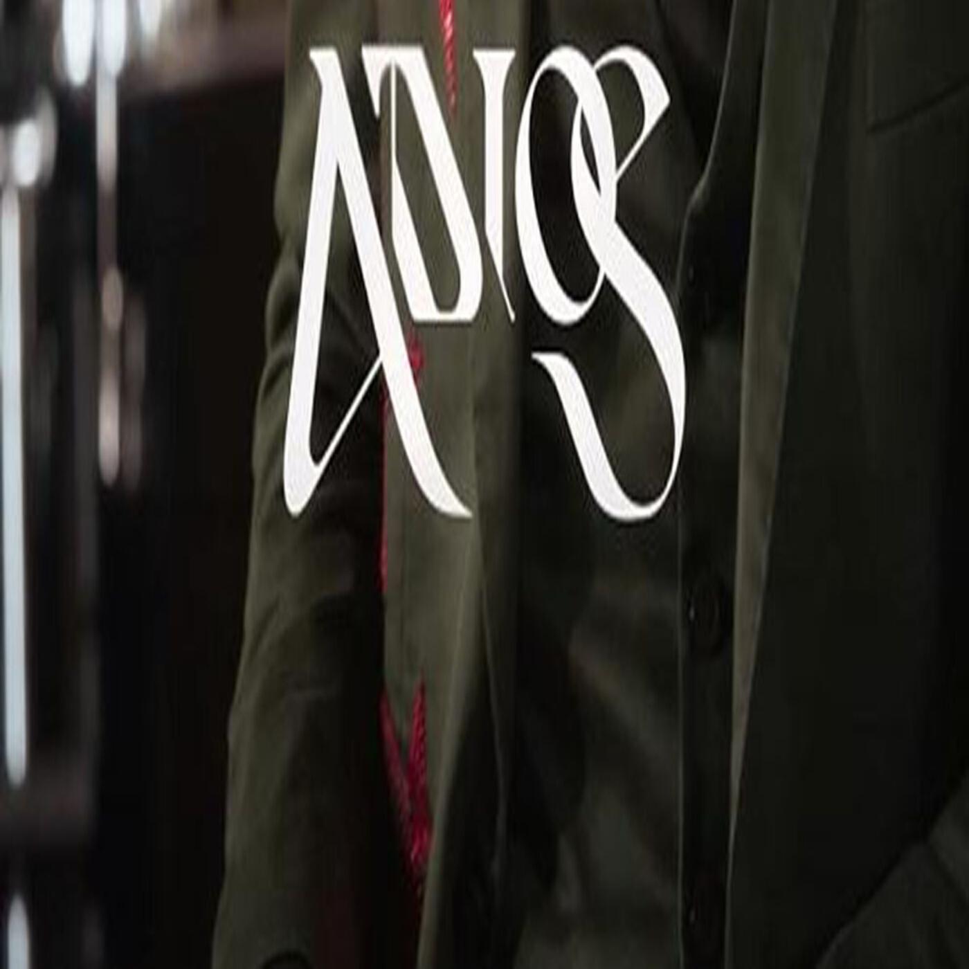Релиз Adiós
