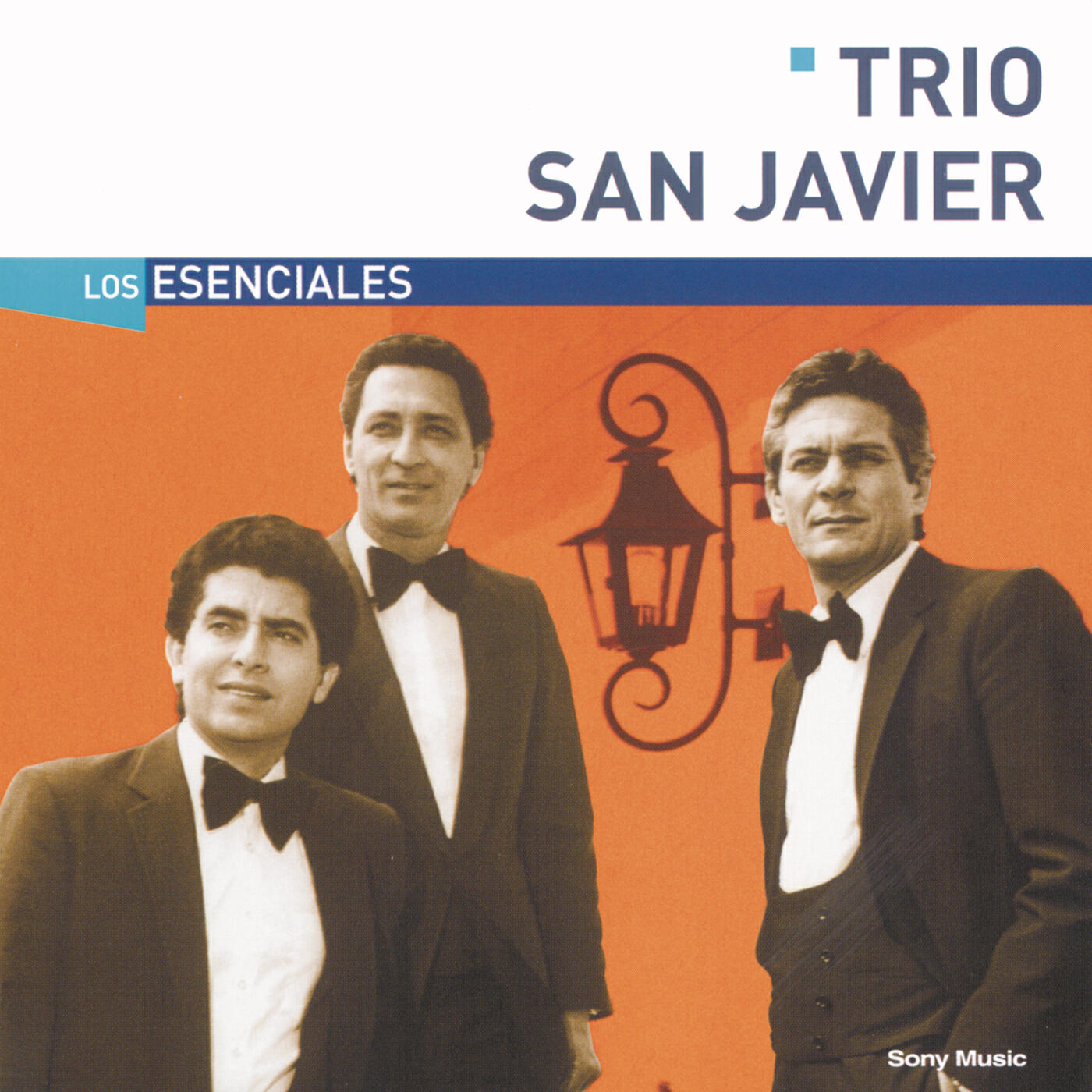 Релиз Los Esenciales