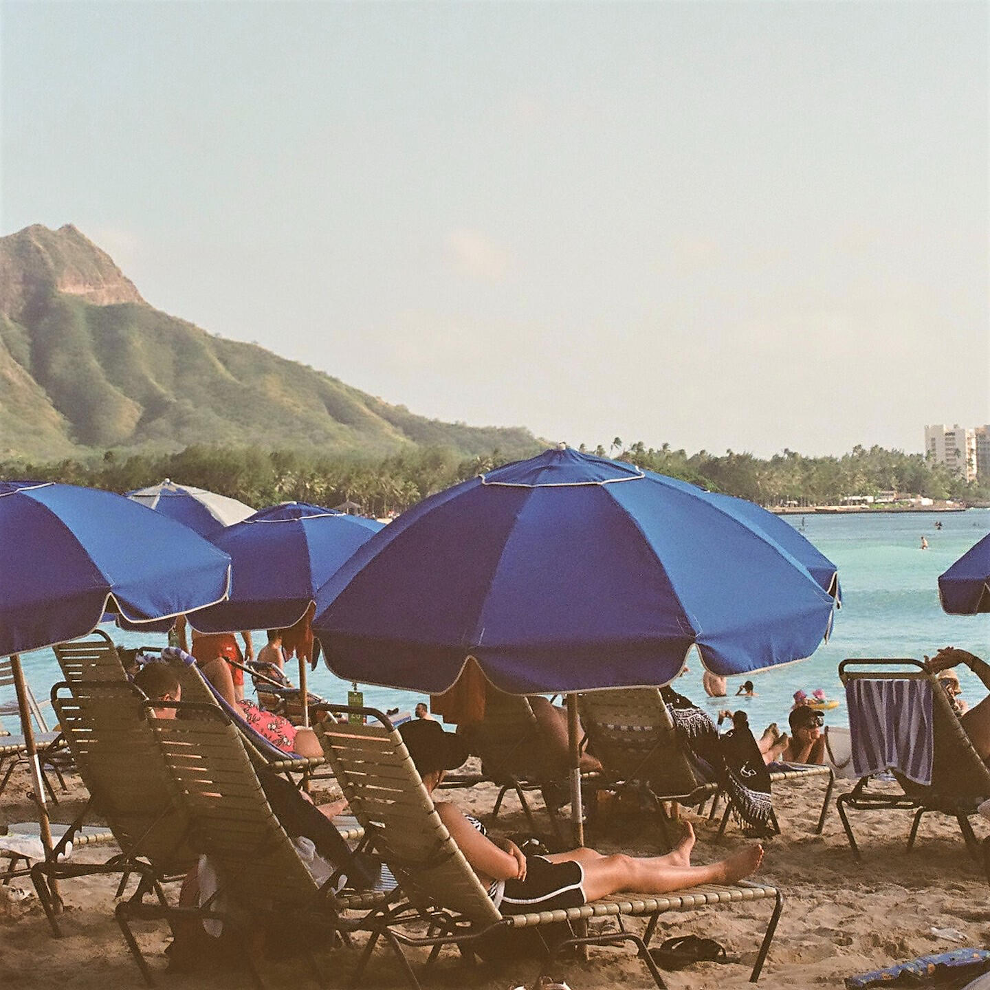 Релиз Sunny Daze