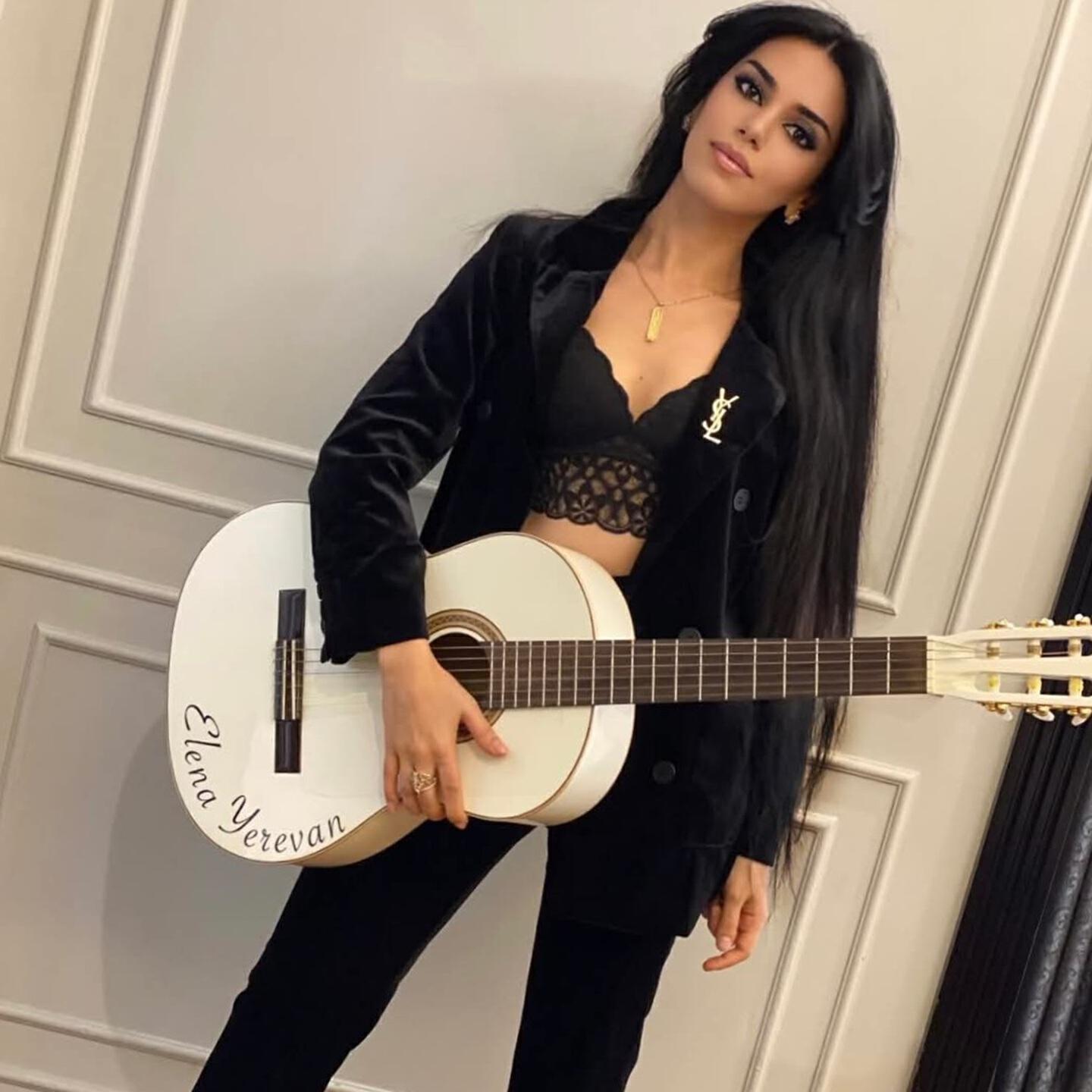 Релиз Elena Yerevan Songs Of Stars
