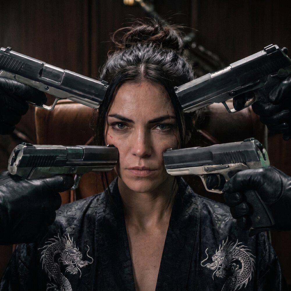 Релиз HOLA