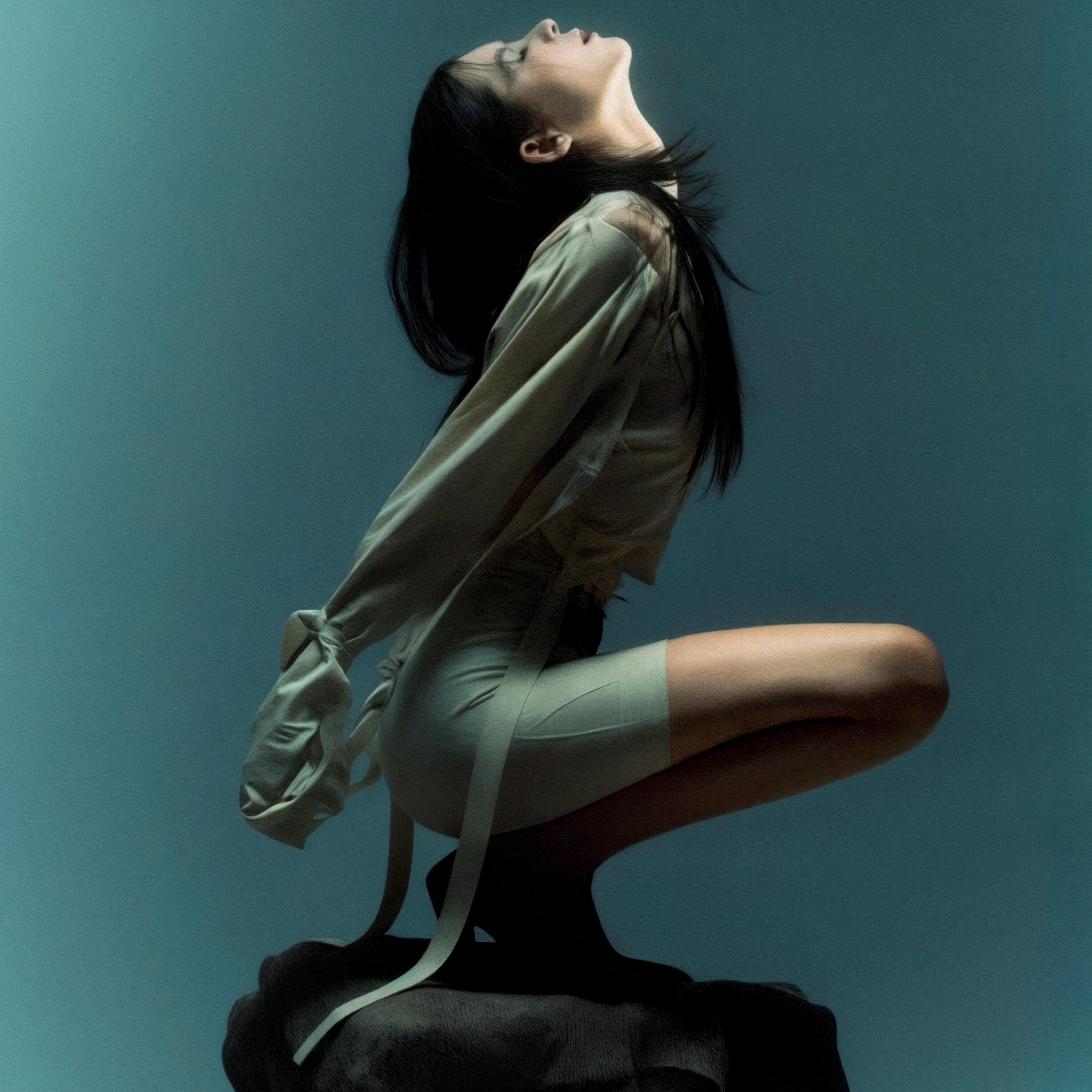 Релиз don't leave me