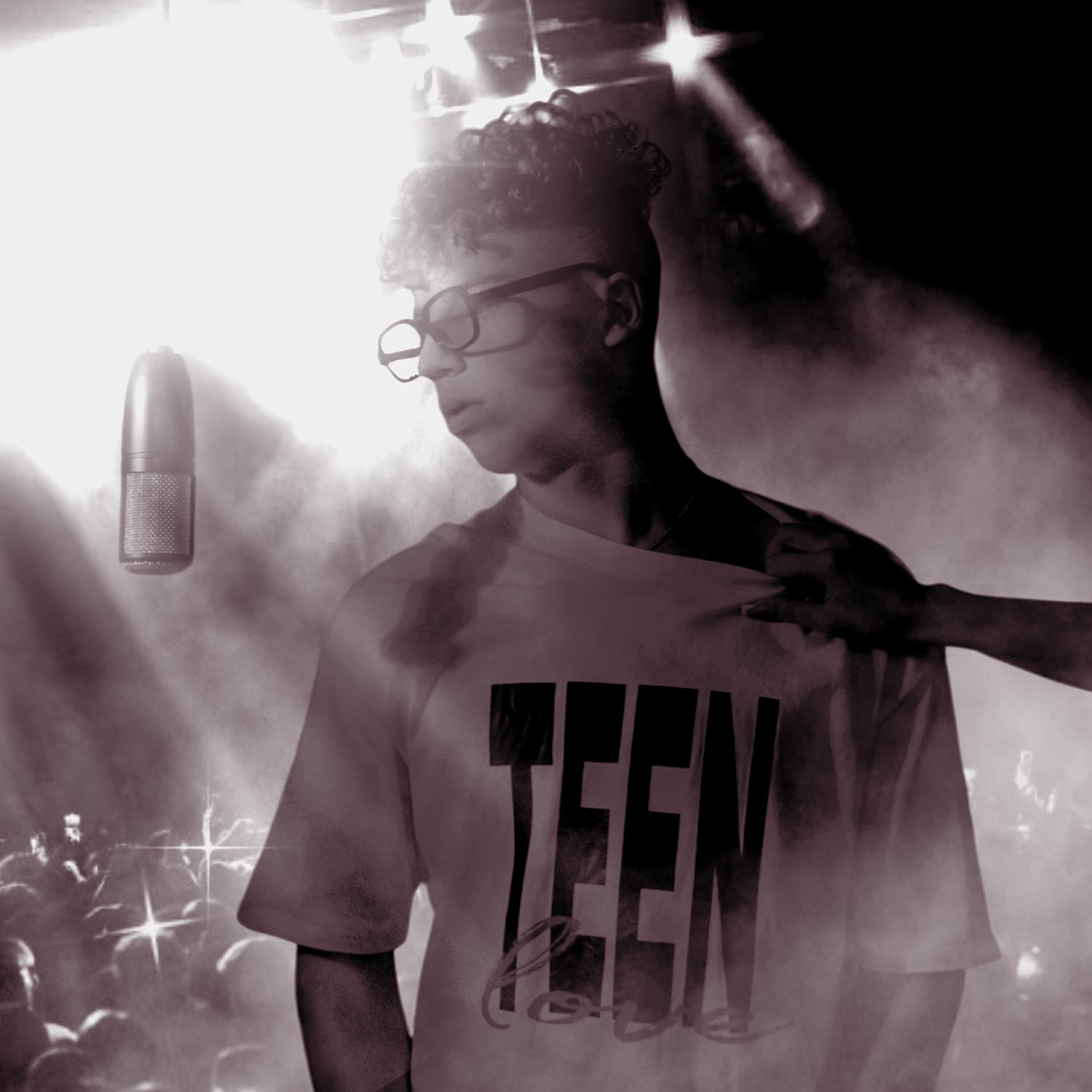 Релиз TEEN LOVE