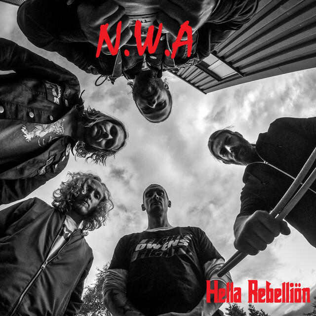 Релиз N.W.A