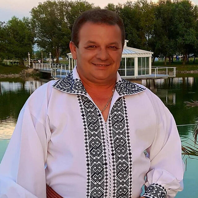 Релиз Cand Merg Vara La Cosit