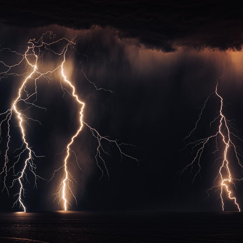 Релиз Gentle Showers and Angry Thunderstorms