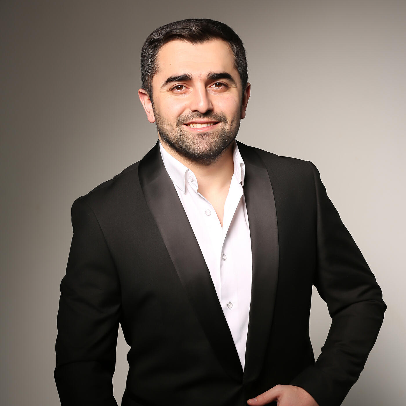 Релиз Yes Qo Siruc Harbac Em
