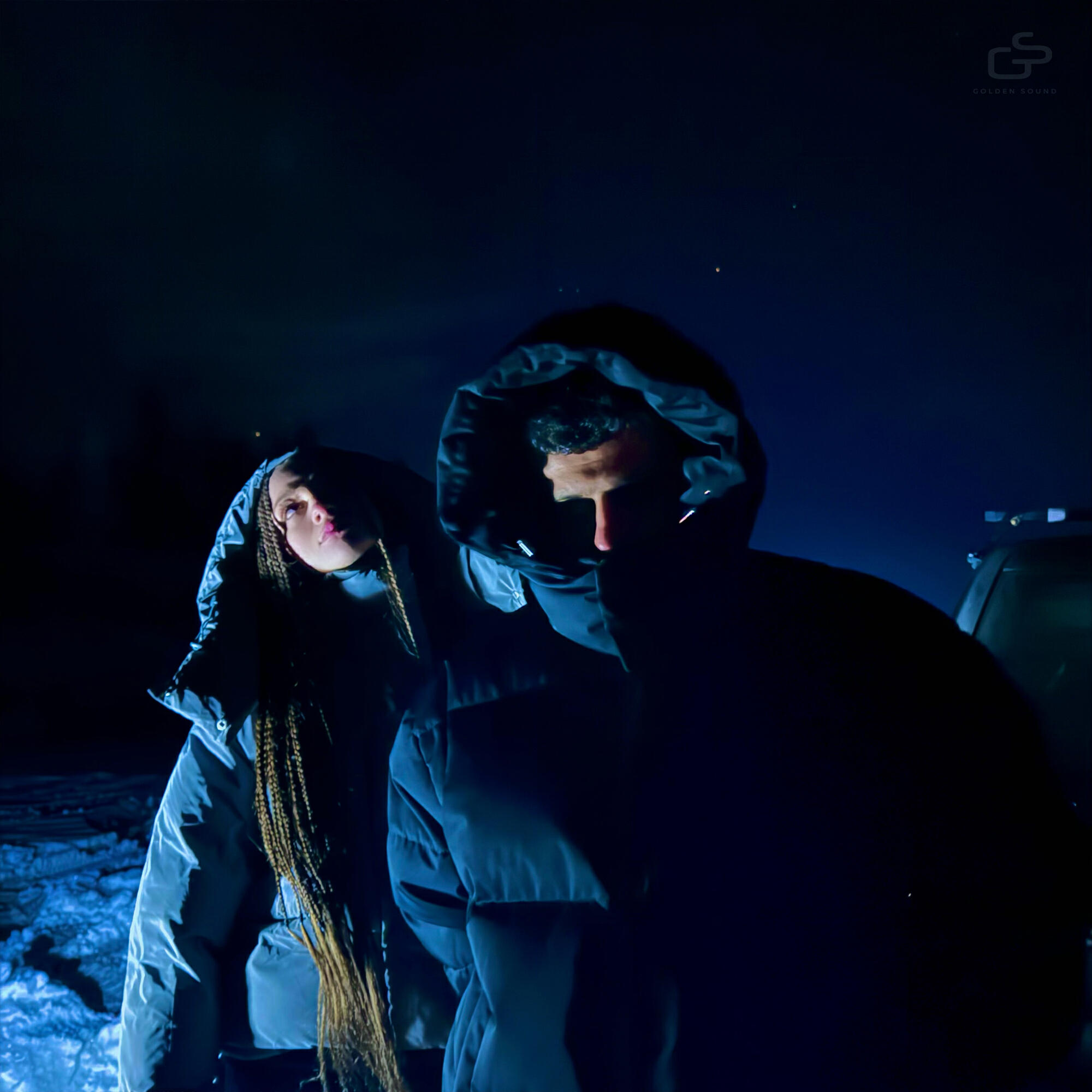 Релиз Под лунным светом