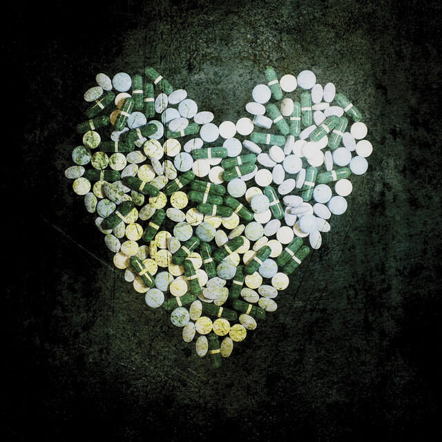 Релиз This Addiction (Deluxe edition)