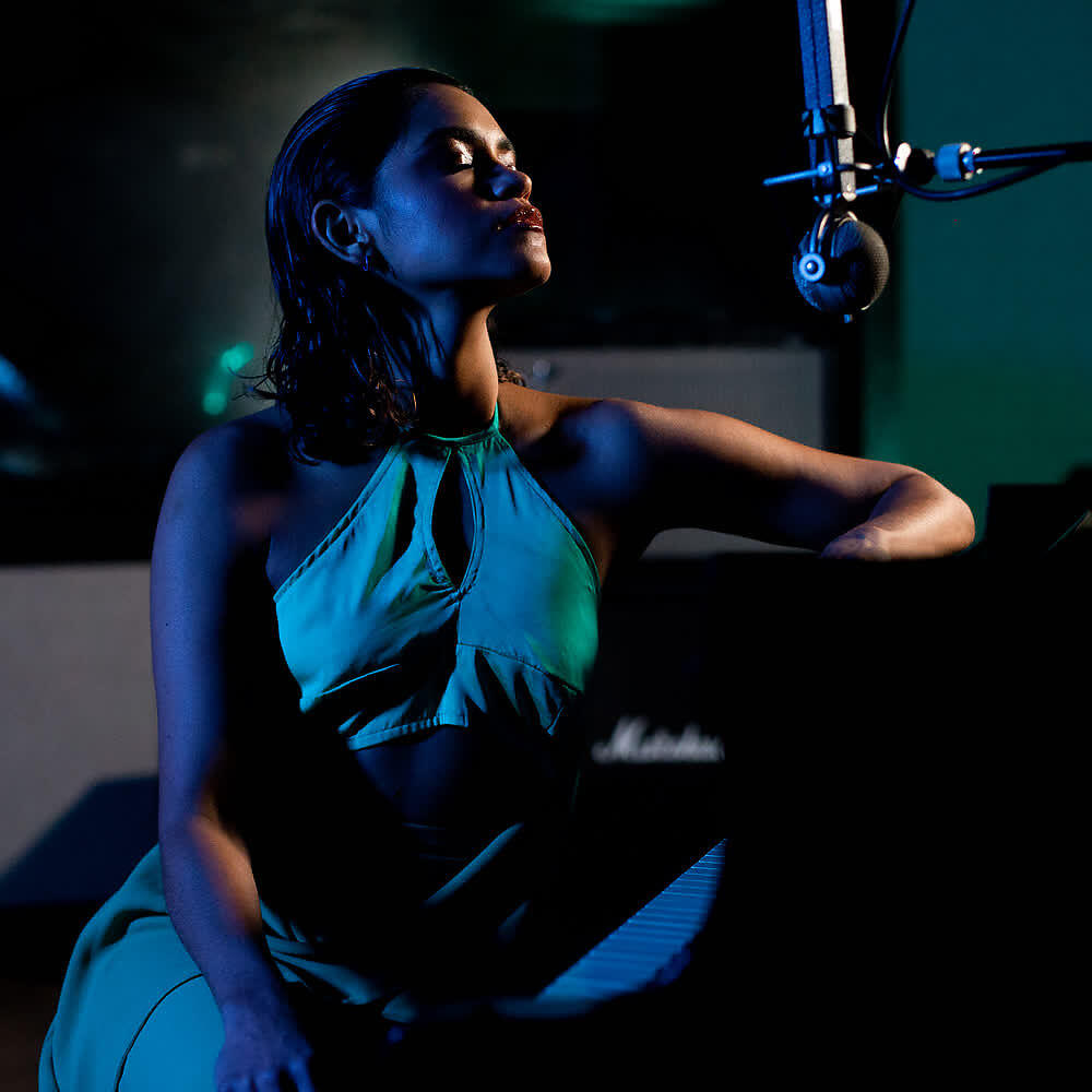 Релиз Chegue Chega (Versão Piano)